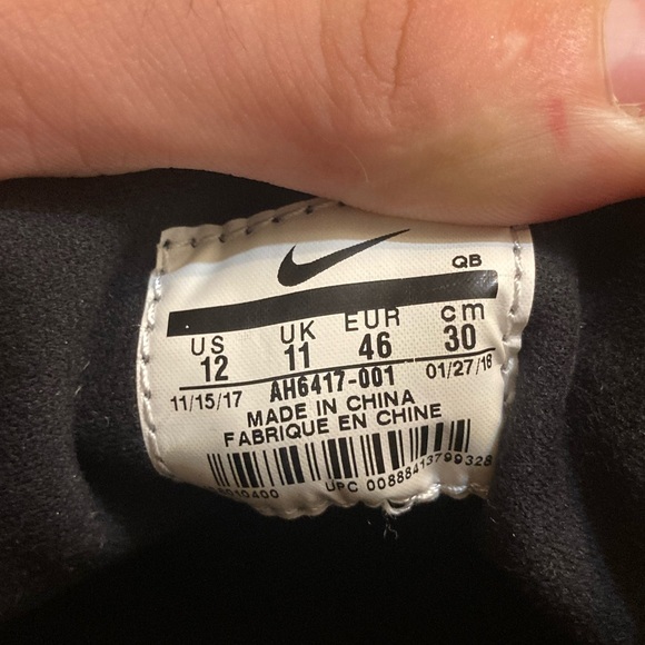 Mens Nike SB Zoom Sneakers - Picture 7 of 7